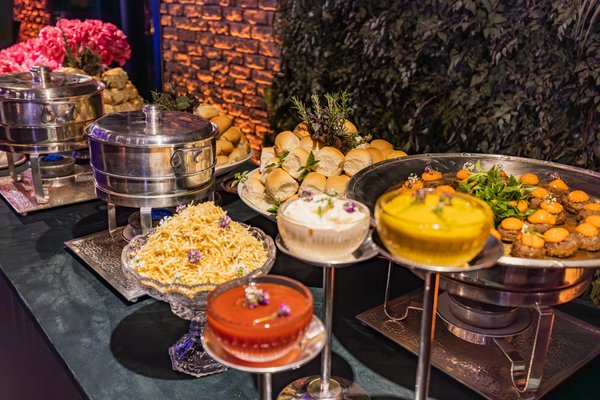 Enhance Your Diet and Self-Awareness: Why a Full-Length Mirror in the Kitchen is Transformative